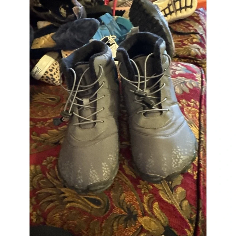 Men's Barefoot Hiking Snow Boots Size 41  Us Size 8
